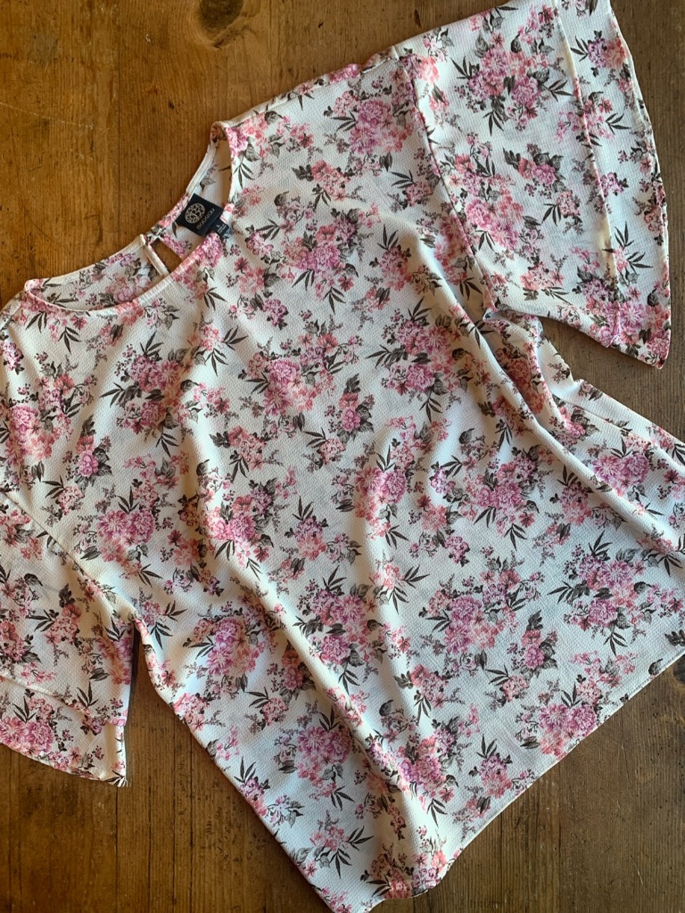 bobeau Pink Floral Round-Neck Short-Sleeve Blouse